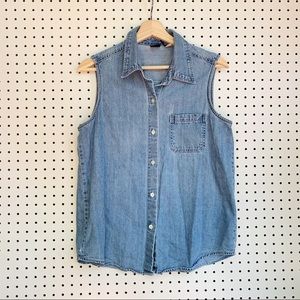 GAP Tops - Vintage Gap Denim Sleeveless Shirt GAP Tops - Vintage Gap Denim Sleeveless Shirt